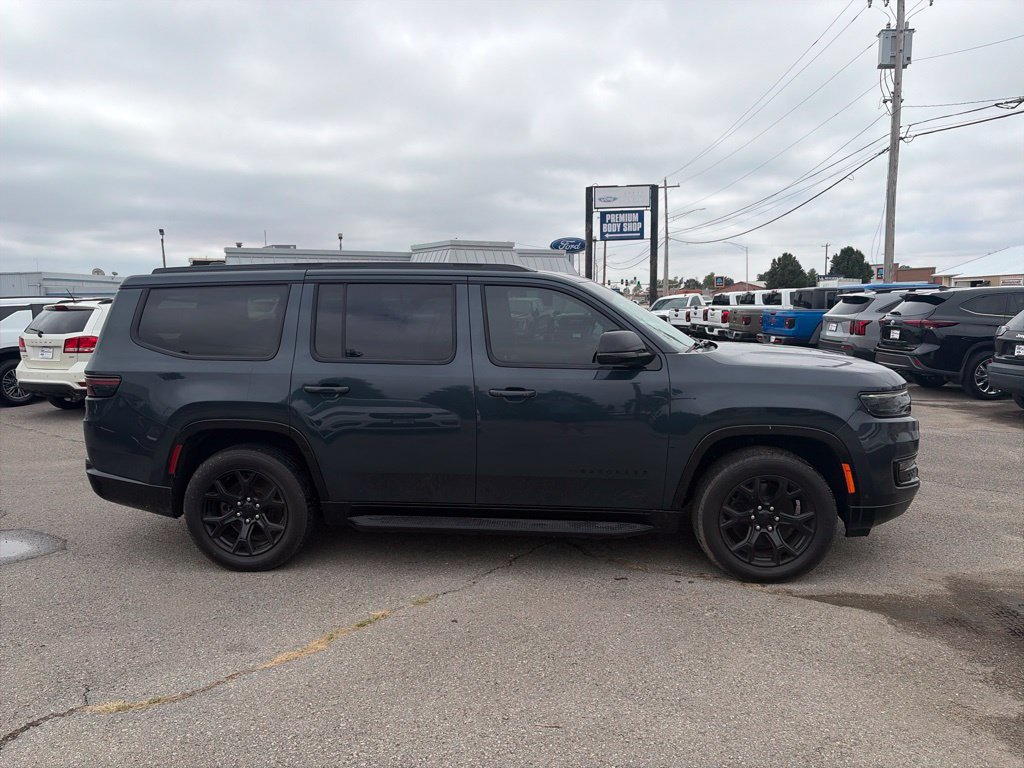 Used 2023 Jeep Wagoneer Series II AWD/4WD image 7
