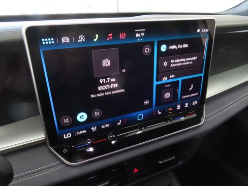 New 2026 Volkswagen Tiguan SE R-Line FWD image 18