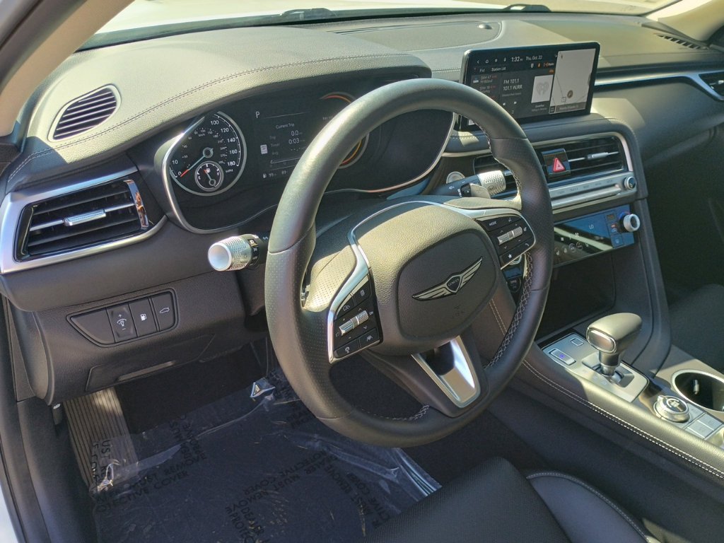 Used 2025 Genesis G70 2.5T AWD/4WD image 11