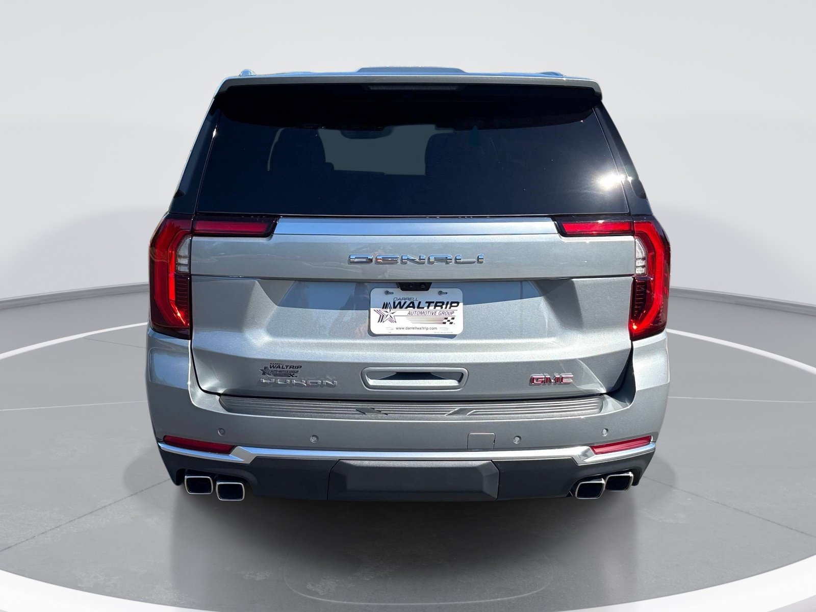 Used 2026 GMC Yukon Denali w/ Denali Reserve Package AWD/4WD image 7