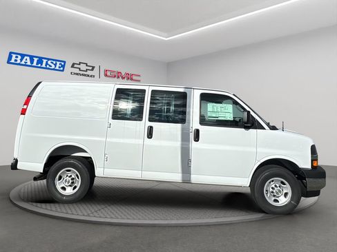 New 2025 Chevrolet Express 2500 w/ Driver Convenience Package image 25