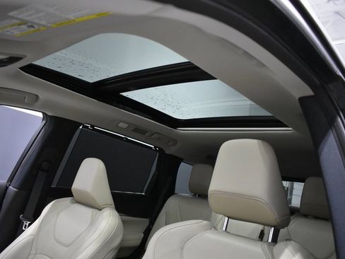 Used 2023 INFINITI QX60 Luxe w/ Cargo Package image 17