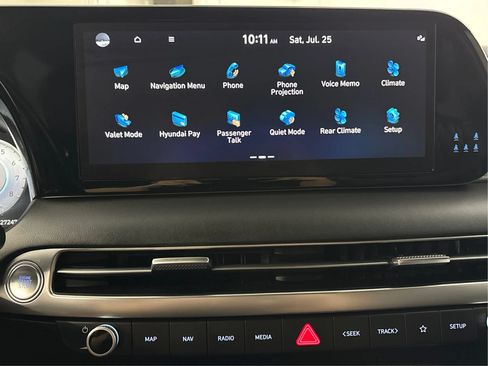 Used 2023 Hyundai Palisade Limited AWD/4WD image 19