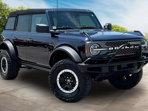 Used 2021 Ford Bronco Badlands w/ Sasquatch Package AWD/4WD image 11