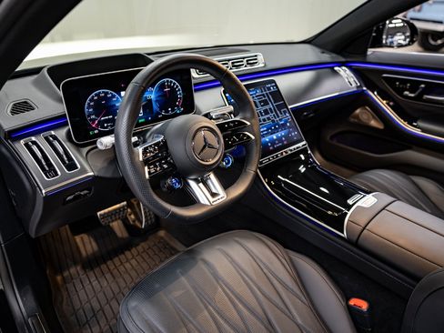 Used 2024 Mercedes-Benz S 63 AMG S image 4