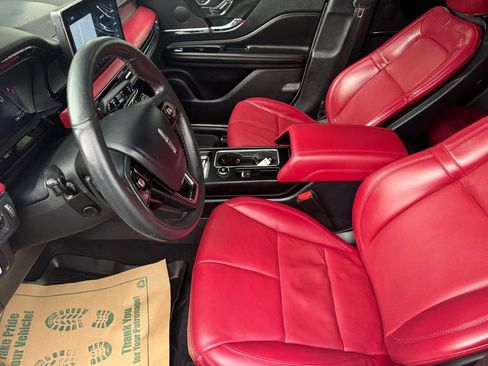 Used 2023 Lincoln Corsair Reserve w/ Equipment Group 201A image 11