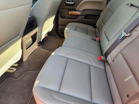 Used 2017 GMC Sierra 1500 SLT image 29