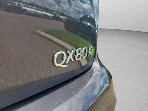 Certified 2026 INFINITI QX80 Luxe w/ Cargo Package AWD/4WD image 29