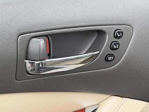 Used 2011 Lexus ES 350 image 9