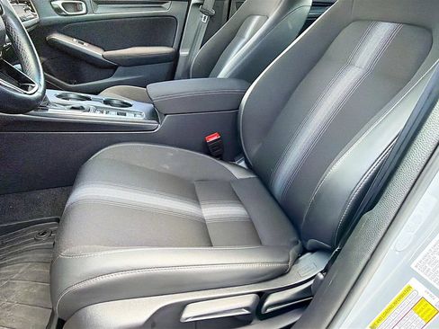 Used 2025 Honda Civic Sport image 26