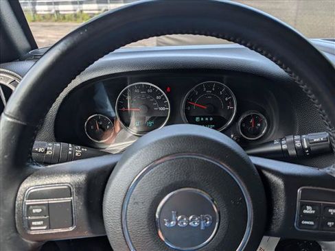 Used 2018 Jeep Wrangler Unlimited Sport S AWD/4WD image 33