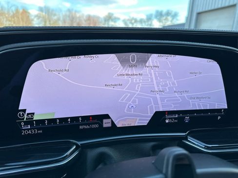 Used 2023 Cadillac Escalade Sport w/ LPO, ONYX Package image 16