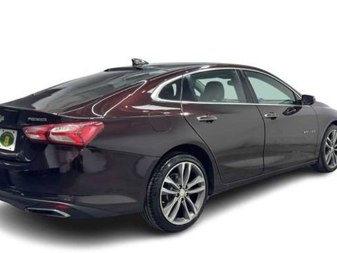 Used 2021 Chevrolet Malibu Premier FWD image 2