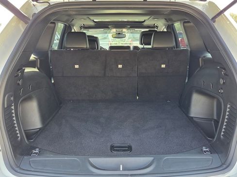 Used 2022 Jeep Grand Cherokee Limited image 11