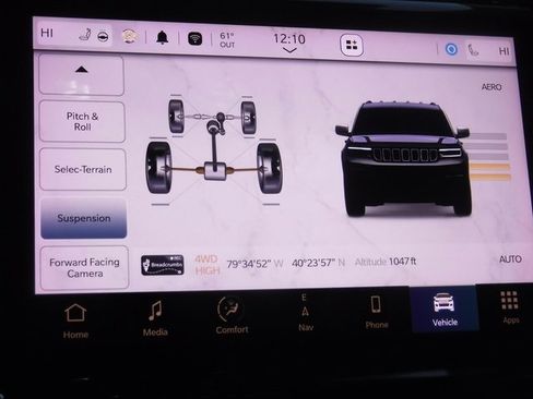 Used 2023 Jeep Grand Cherokee Trailhawk w/ Luxury Tech Group III image 50