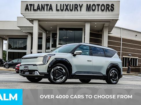 Used 2024 Kia EV9 Land AWD/4WD image 3