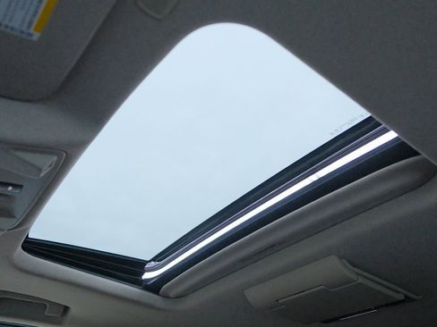 Used 2019 Cadillac Escalade Luxury image 29