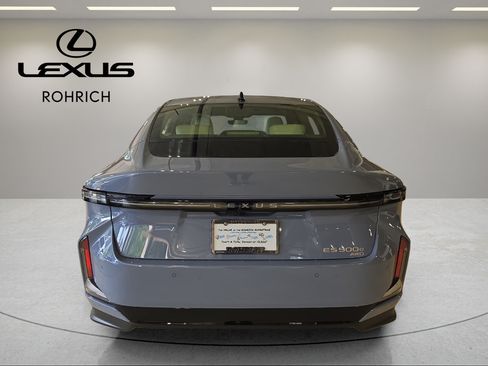 New 2026 Lexus ES 500e AWD/4WD image 7