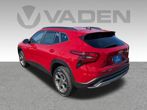 New 2026 Chevrolet Trax LT w/ Driver Confidence Package image 28