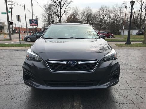 Used 2019 Subaru Impreza 2.0i image 3