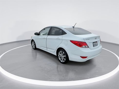 Used 2012 Hyundai Accent GLS w/ Premium Pkg 3 image 10