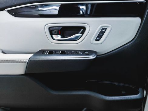 Used 2025 Honda Pilot EX-L image 15