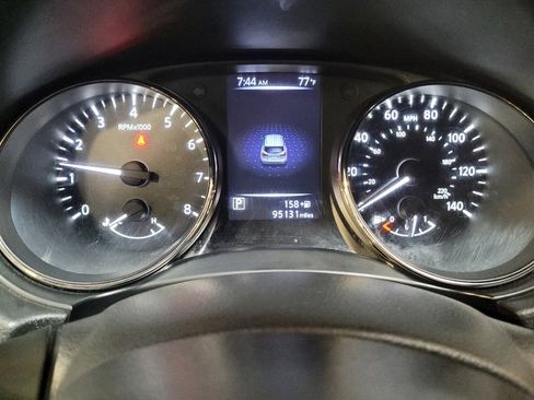 Used 2017 Nissan Rogue Sport SV image 23