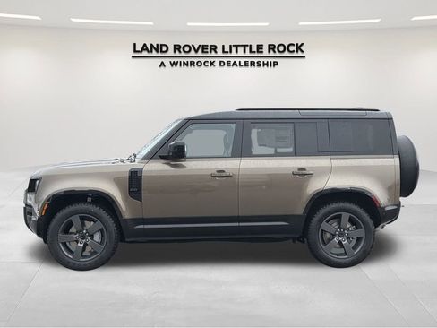 New 2026 Land Rover Defender 110 X-Dynamic SE image 6