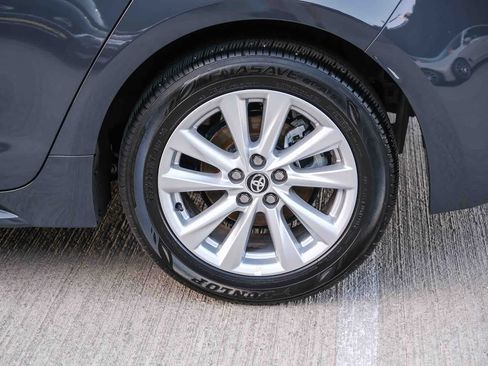 Certified 2025 Toyota Corolla LE FWD image 9