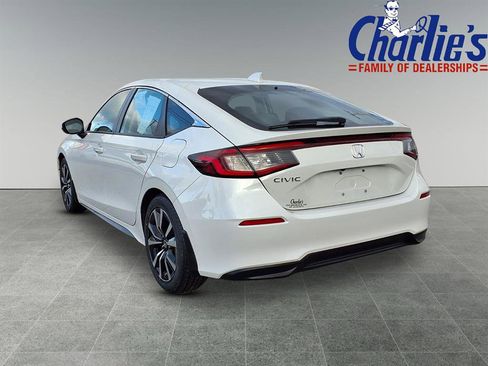 Used 2022 Honda Civic EX-L image 5