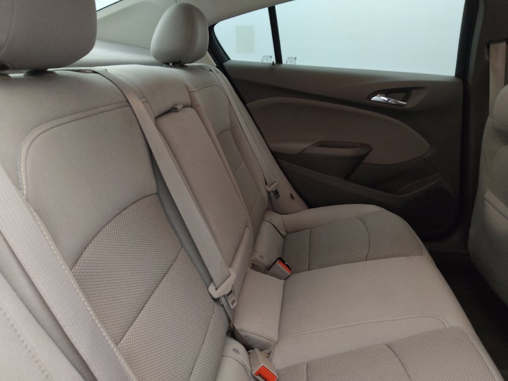 Used 2017 Chevrolet Cruze LT w/ Convenience Package FWD image 19