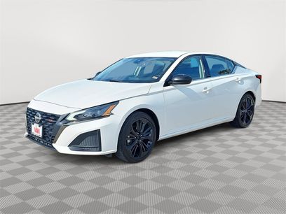 Used 2023 Nissan Altima 2.5 SR