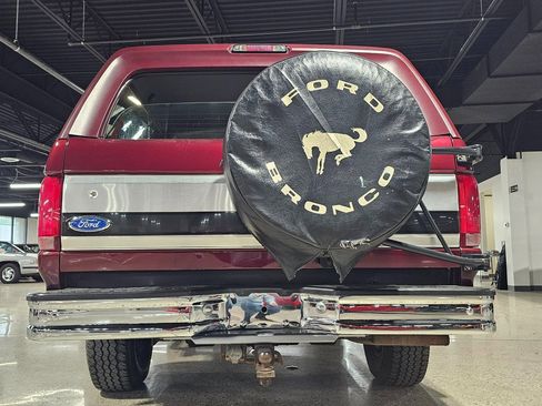 Used 1996 Ford Bronco XLT image 9