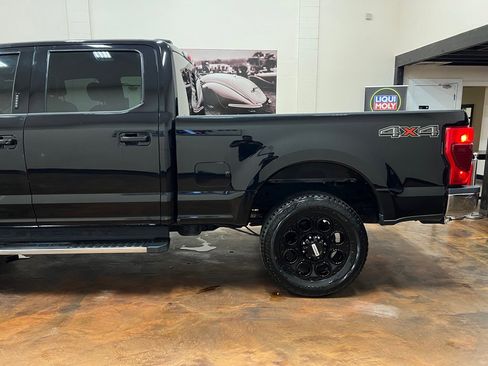 Used 2021 Ford F250 Lariat w/ Lariat Value Package image 7