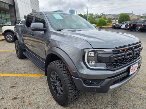 Used 2025 Ford Ranger Raptor image 3