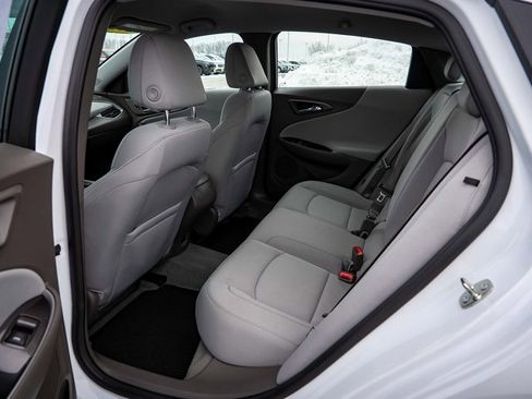 Used 2022 Chevrolet Malibu LS w/ Driver Confidence Package image 14