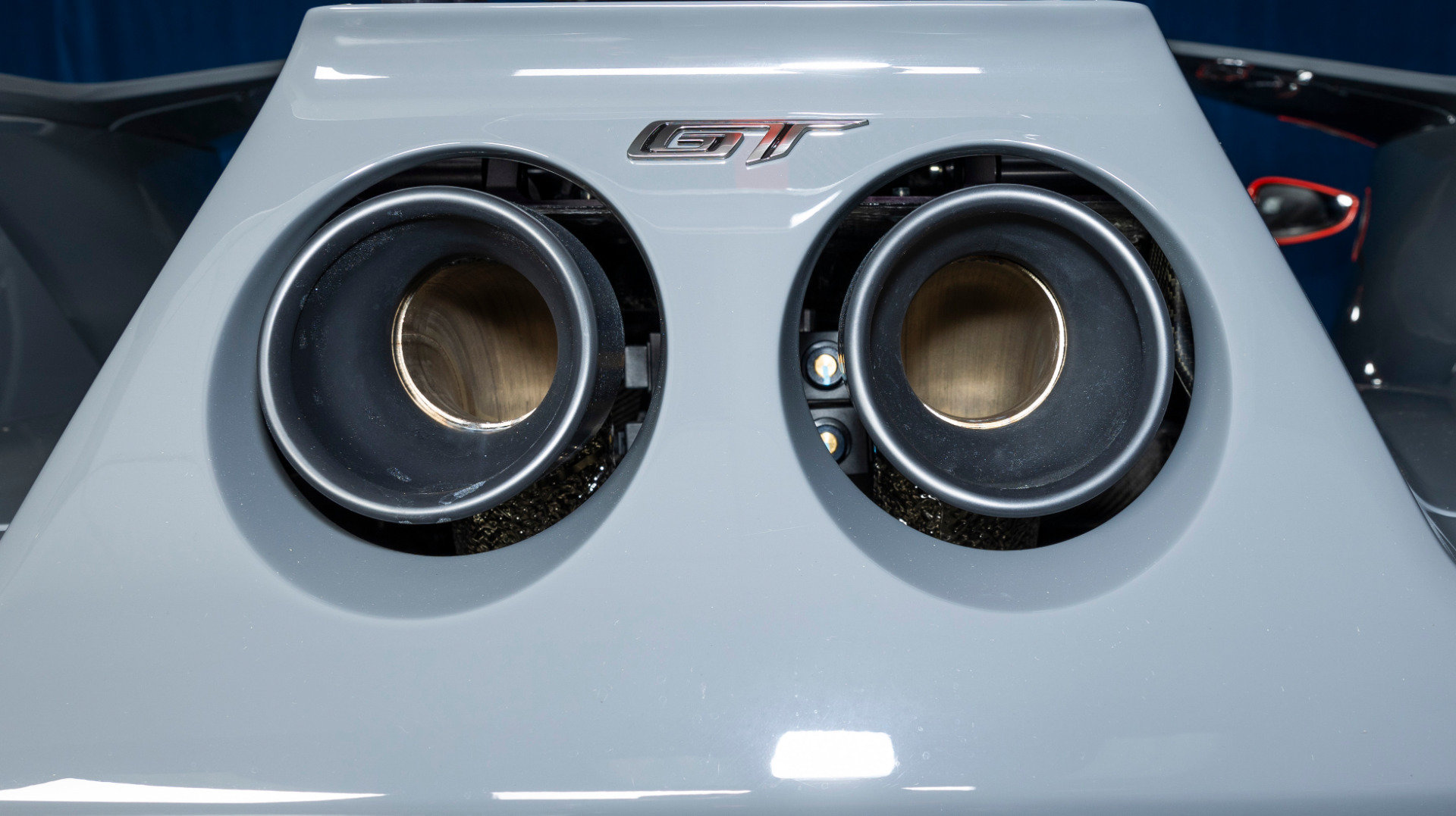 Used 2020 Ford GT Carbon Series RWD image 33