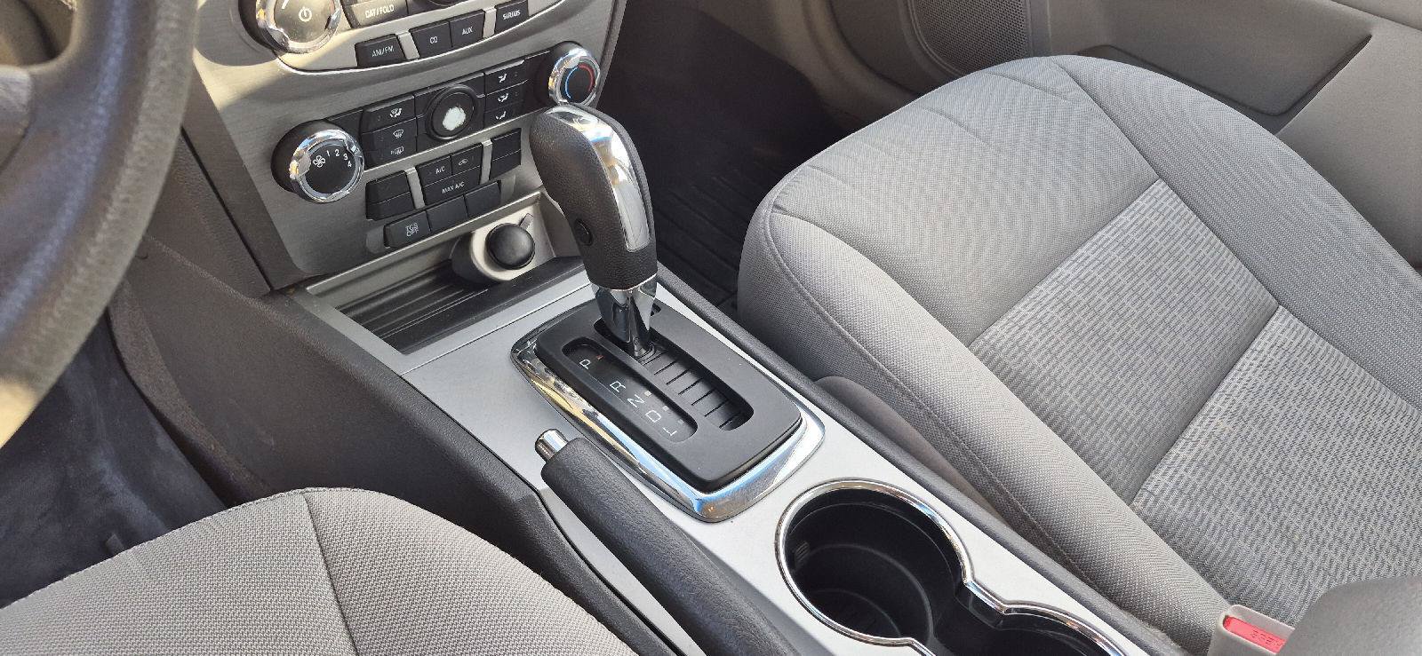 Used 2012 Ford Fusion S FWD image 9