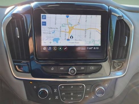 Used 2021 Chevrolet Traverse Premier AWD/4WD image 17