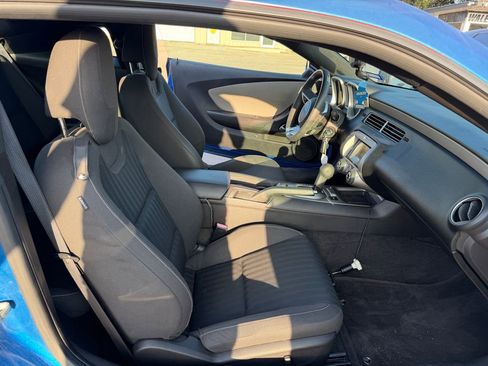 Used 2011 Chevrolet Camaro LS RWD image 12