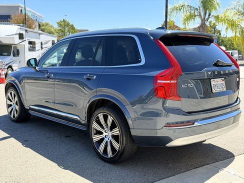 Used 2022 Volvo XC90 T8 Inscription w/ Advanced Package AWD/4WD image 7