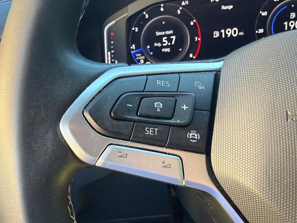 Used 2023 Volkswagen Atlas Cross Sport SE AWD/4WD image 14