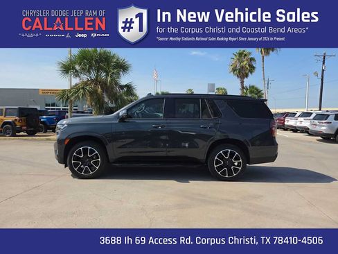 Used 2022 Chevrolet Tahoe RST w/ Luxury Package RWD image 11