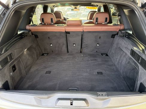 Used 2021 BMW X5 xDrive45e w/ Executive Package image 12