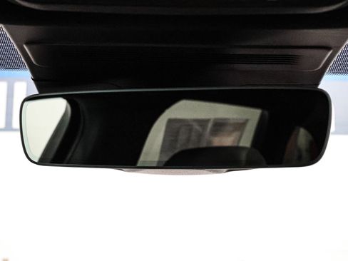 Used 2025 Lincoln Nautilus Reserve w/ Jet Appearance Package image 31