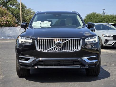 Certified 2025 Volvo XC90 T8 Plus w/ Protection Package Premier image 9