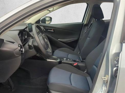Used 2018 Toyota Yaris iA image 12