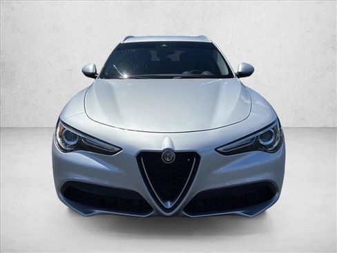 Used 2020 Alfa Romeo Stelvio Ti AWD/4WD image 2