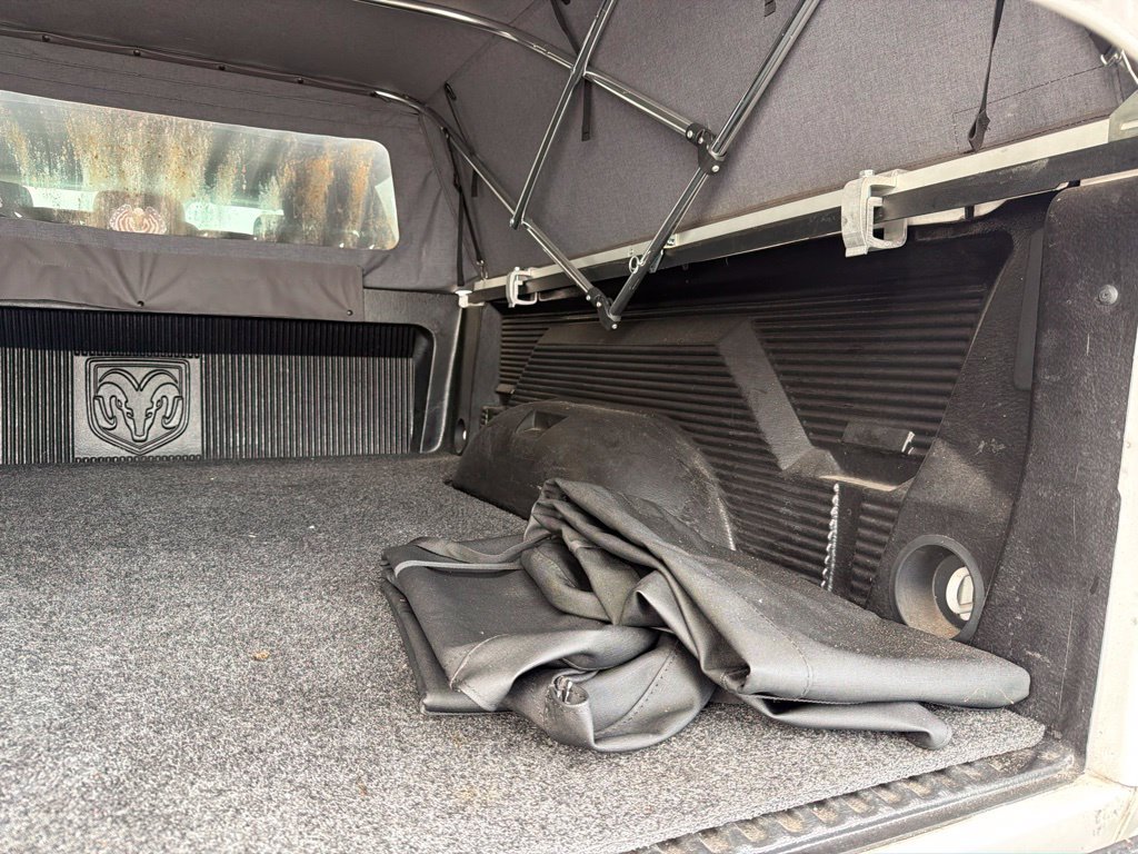 Used 2018 RAM 1500 Express AWD/4WD image 32
