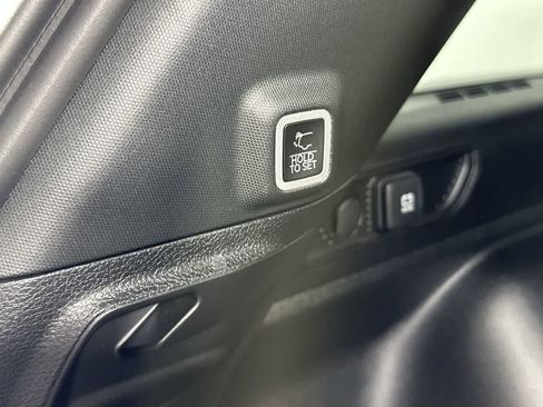Used 2024 Jeep Grand Cherokee Altitude AWD/4WD image 29